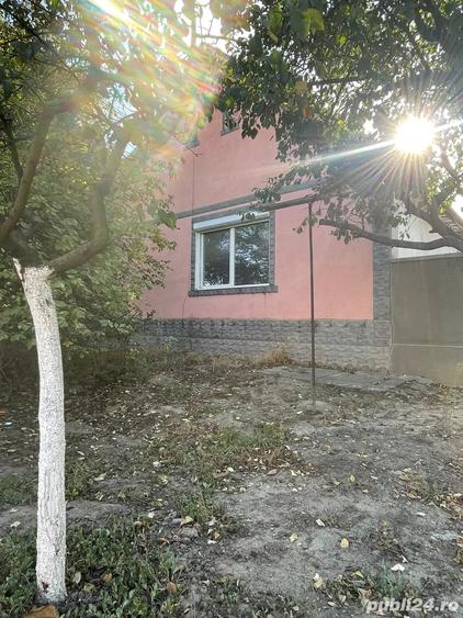 Casă cu 4 camere în Sânpetru Mare