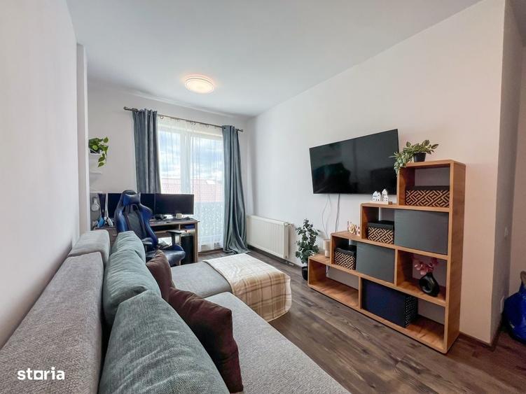 Apartament de 3 camere, 56 mp, parcare, str Tineretului - 2