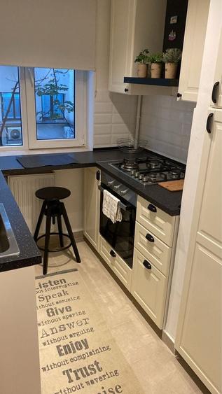 Apartament cu 2 camere semidecomandat în Romană