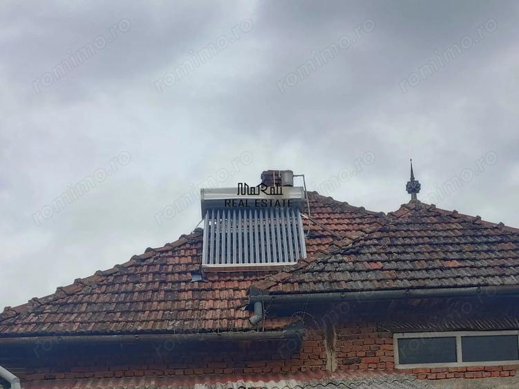 Casă cu 2 camere cu Teren 1088 Mp în Vața de Jos