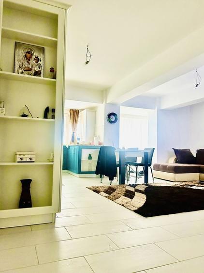 Apartament cu 2 camere semidecomandat în Exterior Vest
