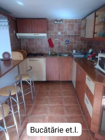 Casă cu 4 camere cu Teren 700 Mp în Angofa