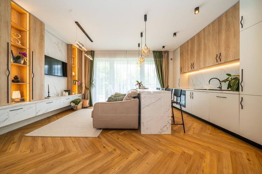 Apartament cu 3 camere decomandat în Turnișor