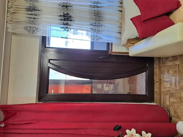 Apartament cu 2 camere semidecomandat în Pod