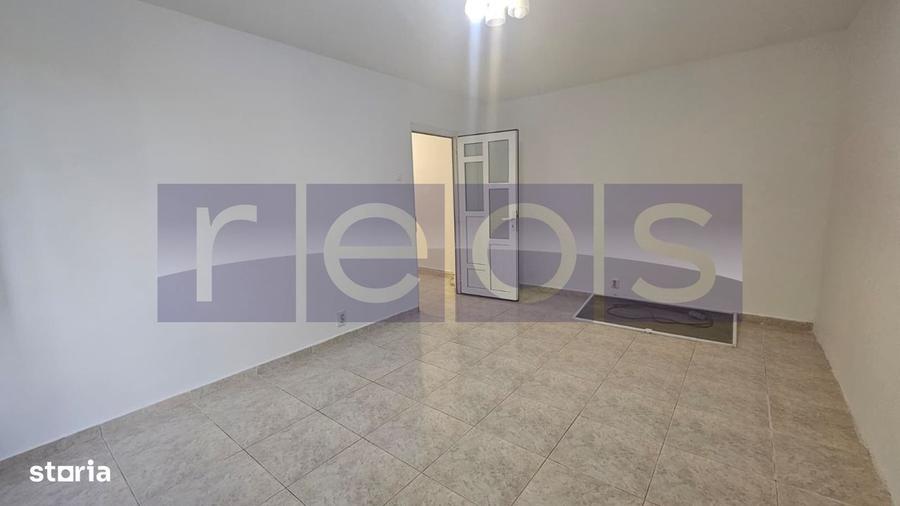 Apartament cu 2 camere decomandat în Valea Oltului