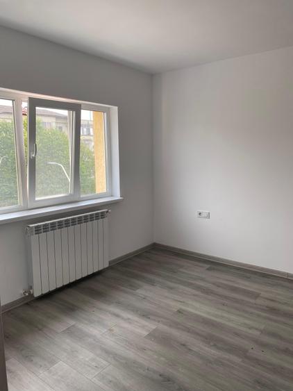 Apartament cu 3 camere decomandat în Vasile Alecsandri