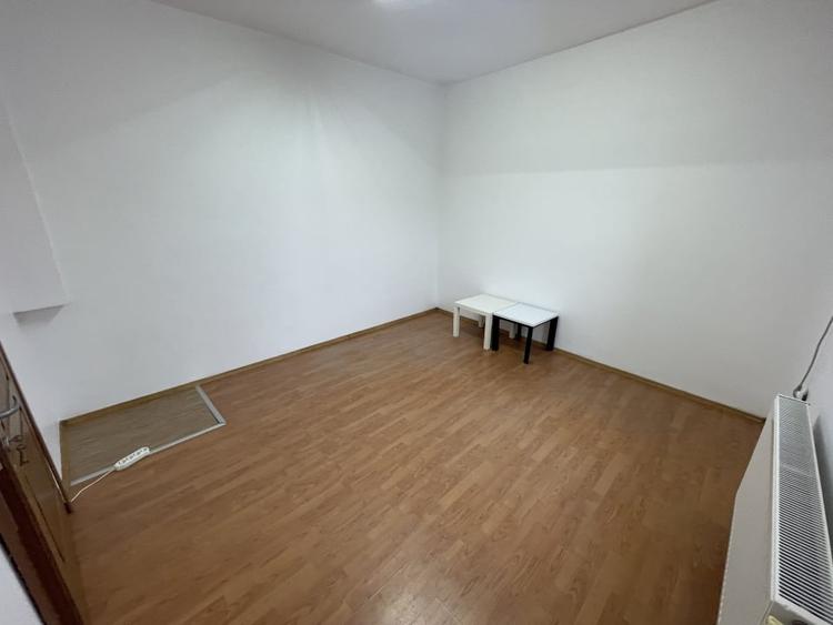 Birou, de 40 mp, în Lizeanu
