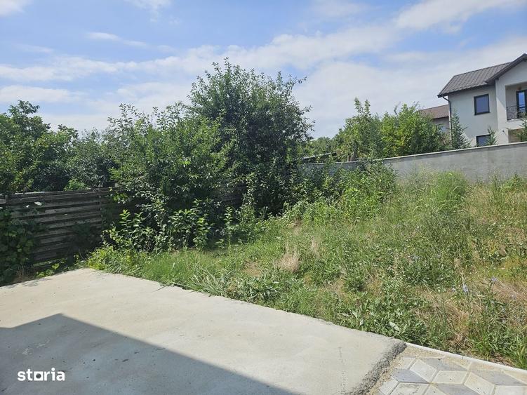 Casă cu 4 camere în Dragomirești-Deal