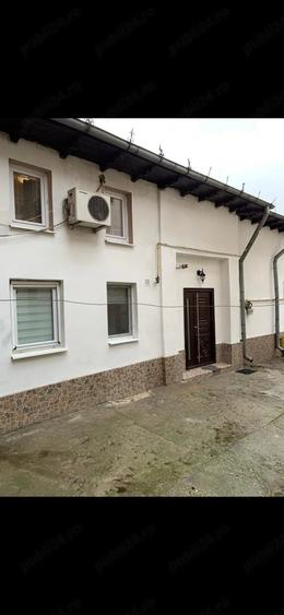 Casă cu 2 camere cu Teren 50 Mp în Tineretului