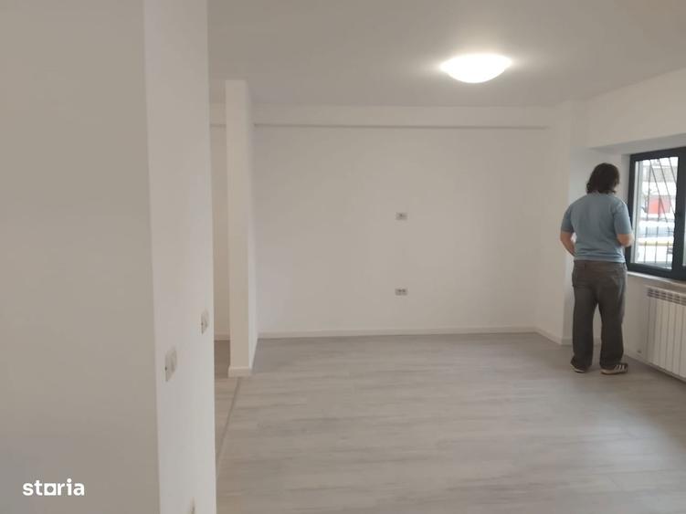 Apartament cu 2 camere decomandat în Gara