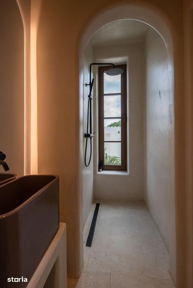 Casă cu 5 camere cu Teren 750 Mp în Gruiu