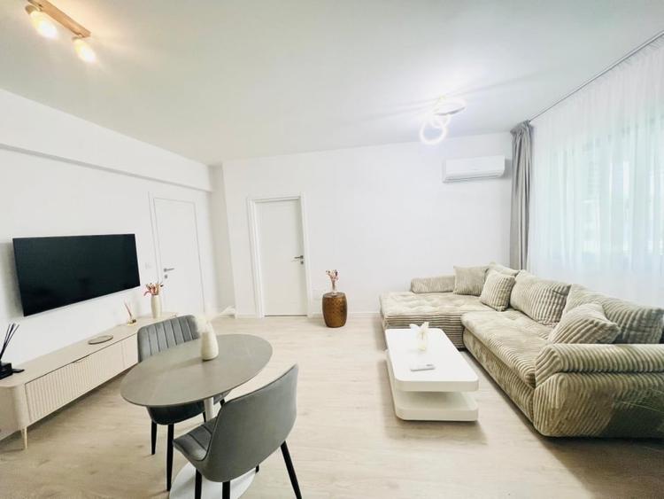 NOU /SUPERB /  COMPLET MOBILAT SI UTILAT / LOC PARCARE - 10