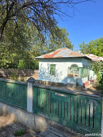 Casă cu 4 camere în Urlueni