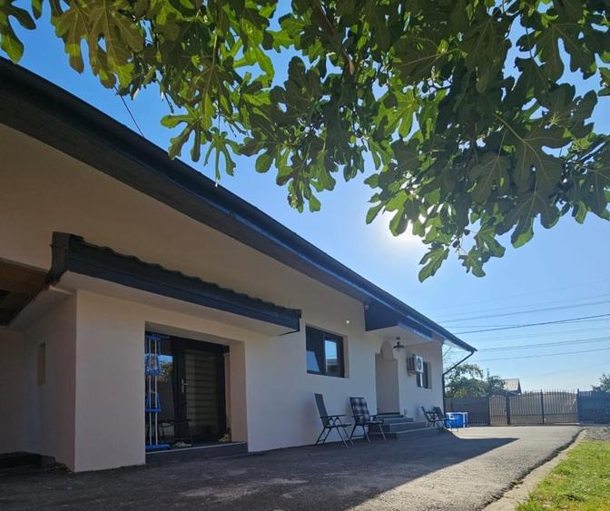 Casă individuală cu 3 camere cu Canalizare în Păulești