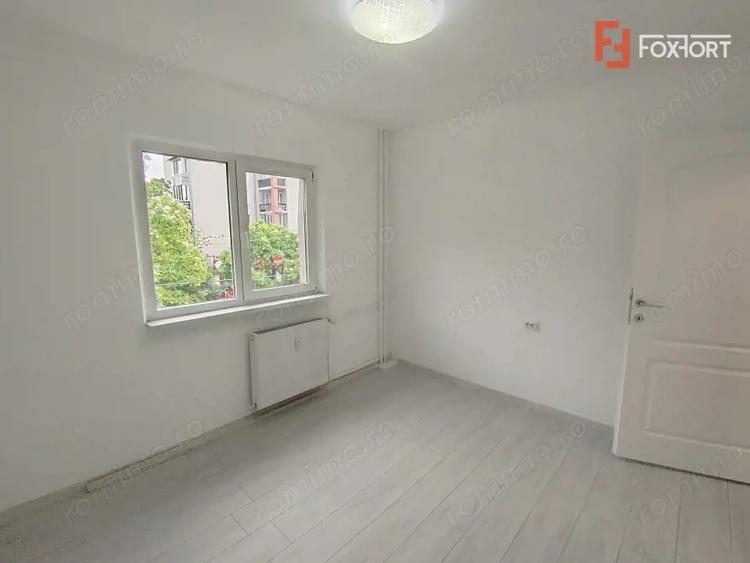 Apartament cu 2 camere semidecomandat în Lidia