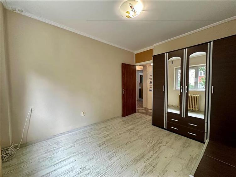 Apartament 4 camere Democratiei/ Centrala Proprie - 3