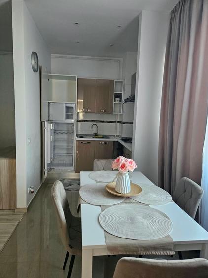 Apartament cu 2 camere semidecomandat în Pipera