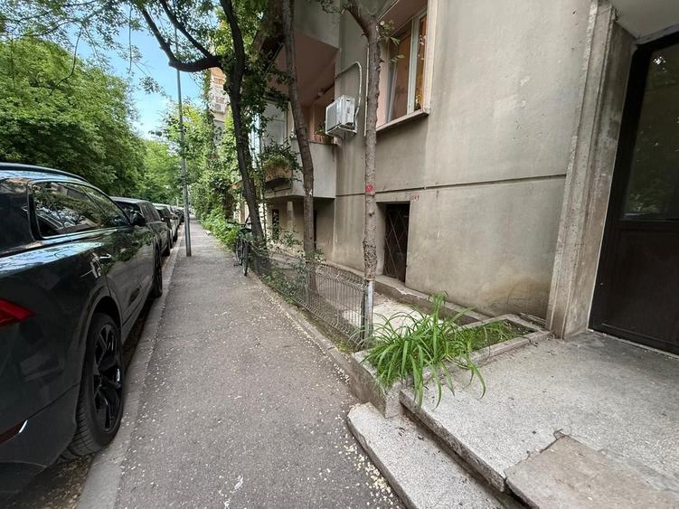 Garsonieră decomandată în Exterior Vest