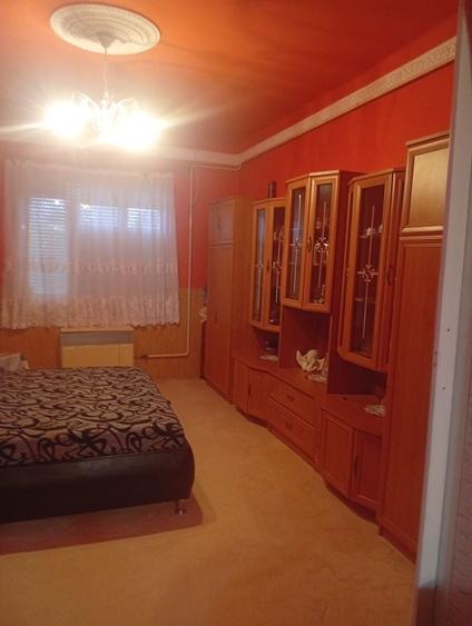 Casă cu 3 camere în Central