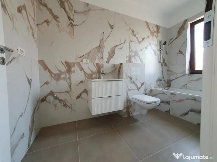 Apartament cu 5 camere decomandat în Dumbrăvița