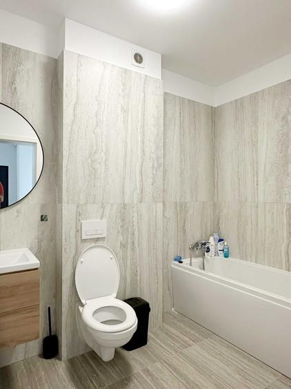 Apartament cu 2 camere semidecomandat în Dumbrăvița