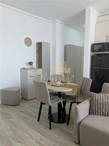 Apartament cu 2 camere decomandat, mobilat în Torontalului