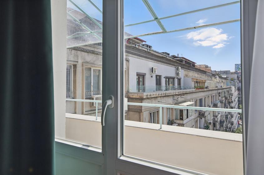Apartament cu 2 camere decomandat în Romană