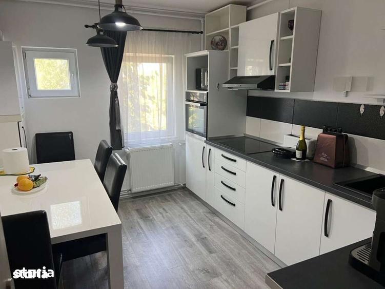 Apartament cu 3 camere în Micălaca