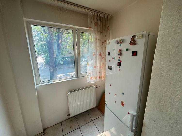 Apartament cu 2 camere semidecomandat în Aradului