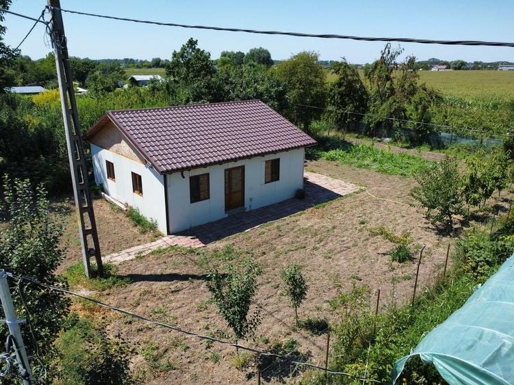 Casă cu 3 camere în Vărsătura