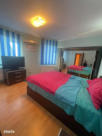 Casă cu 4 camere cu Teren 270 Mp în Dobroești