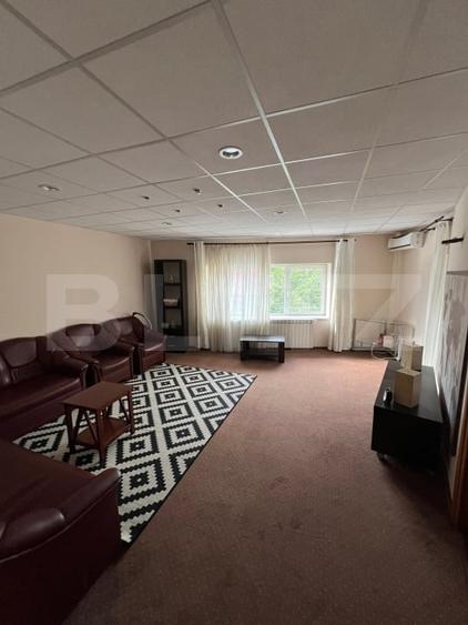 Apartament de 3 camere, 100mp, zona UMF - 1