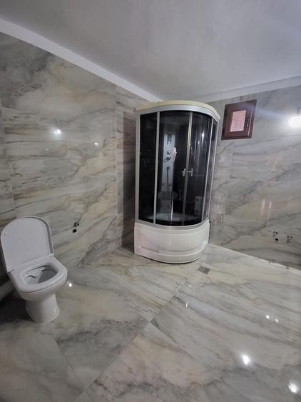 Casă individuală cu 5 camere cu Canalizare în Câlnic