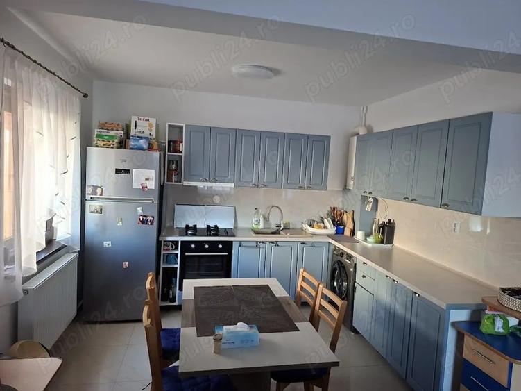 Casă cu 5 camere cu Teren 136 Mp în Central