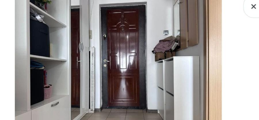 Apartament cu 2 camere semidecomandat în Micro 6
