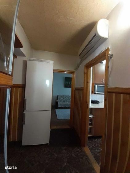 Apartament cu 2 camere decomandat în Nicolina