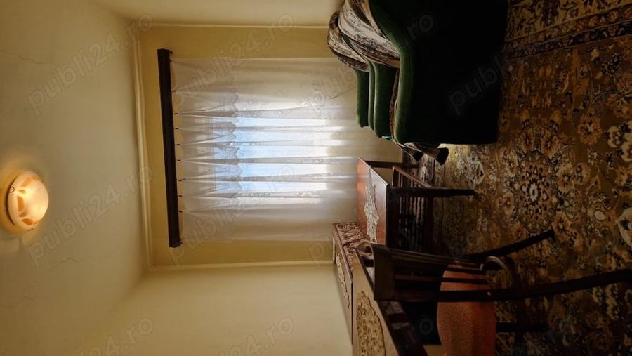 Casă cu 5 camere cu Teren 1265 Mp în Corlățel
