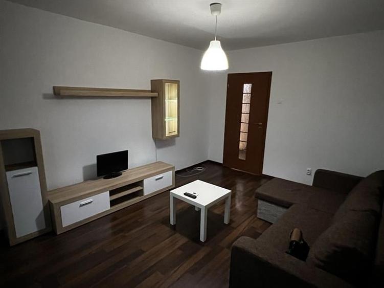 Apartament cu 2 camere decomandat, mobilat în Popoveni