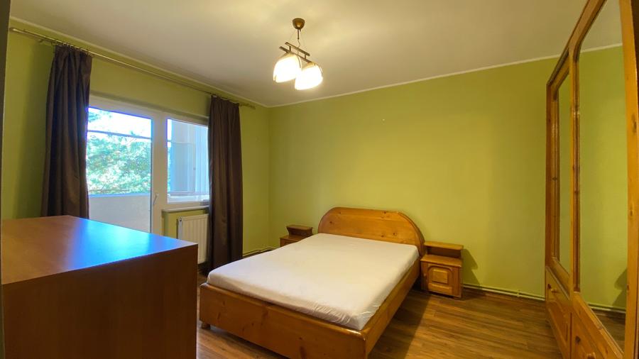 Apartament cu 3 camere decomandat în Găvana 3