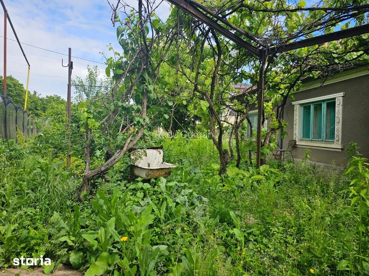 Casa veche 114 mp si teren 719 Nicolina Galata in spate la Belvedere