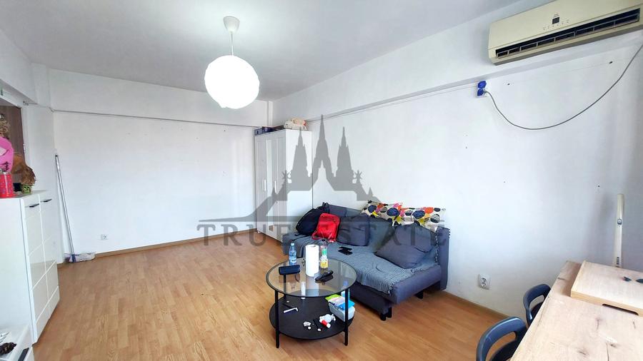 Apartament cu 2 camere decomandat în Moșilor
