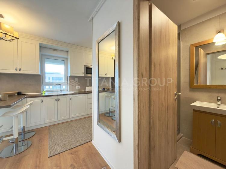 Apartament cu 2 camere semidecomandat în Tractorul
