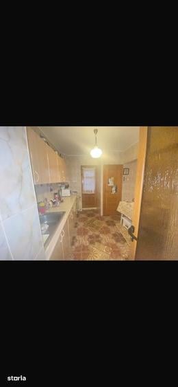 Apartament cu 2 camere decomandat în Siderurgiștilor