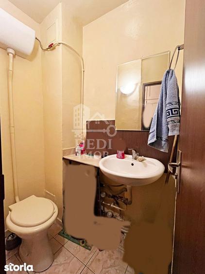 Apartament cu 3 camere decomandat în Rogerius