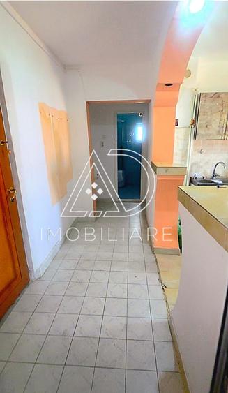 Apartament cu 2 camere decomandat în Central
