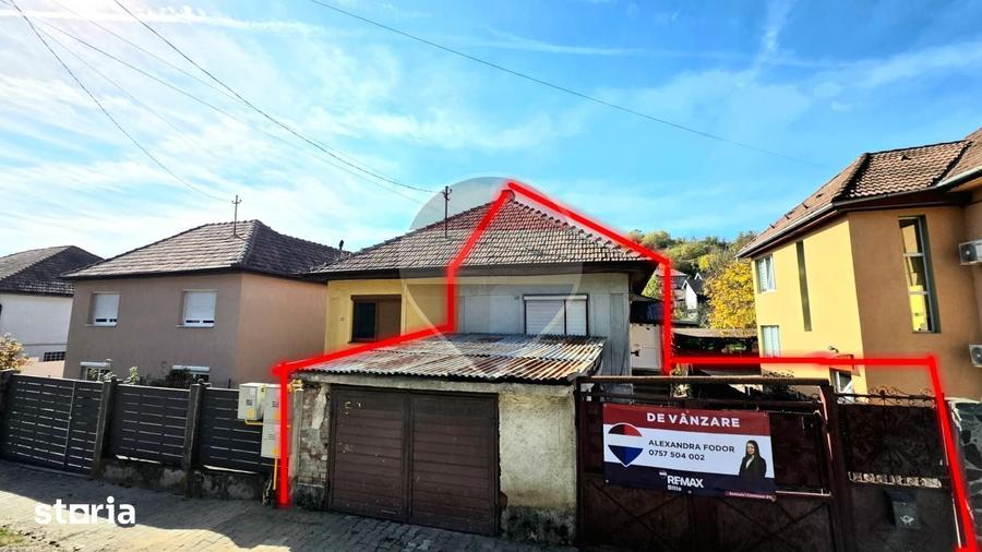 Casă cu 4 camere cu Teren 452 Mp în Central