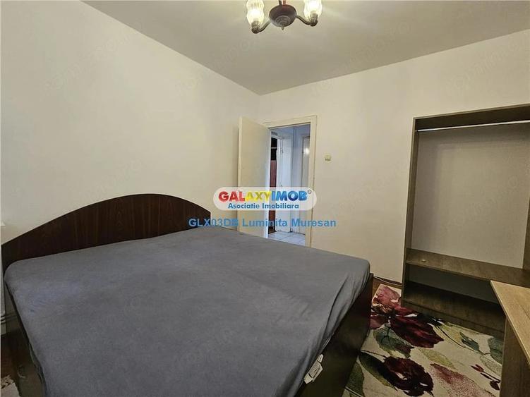 Vanzare apartament 3 camere semidecomandat Targoviste Micro 9 - 18