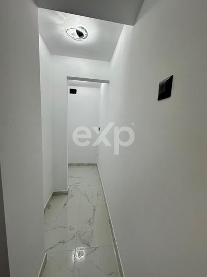 Apartament de vânzare – 3 camere , Micro 8 ,et 1 - 11