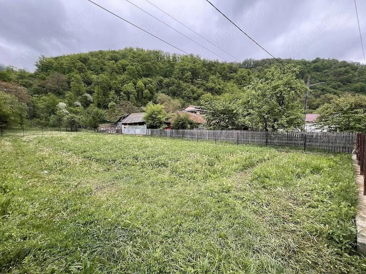 Se vinde teren intravilan 580m - 5