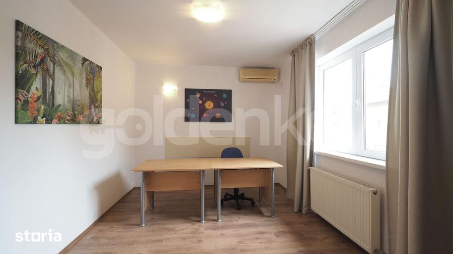 Casă cu 5 camere cu Teren 180 Mp în Băneasa